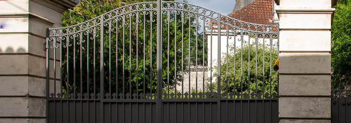 Wooden Swing Gate Repair in Kendale Lakes, FL