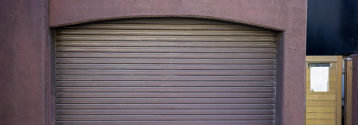 Fallen Garage Door Worn Rollers Replacement in Kendale Lakes, Florida